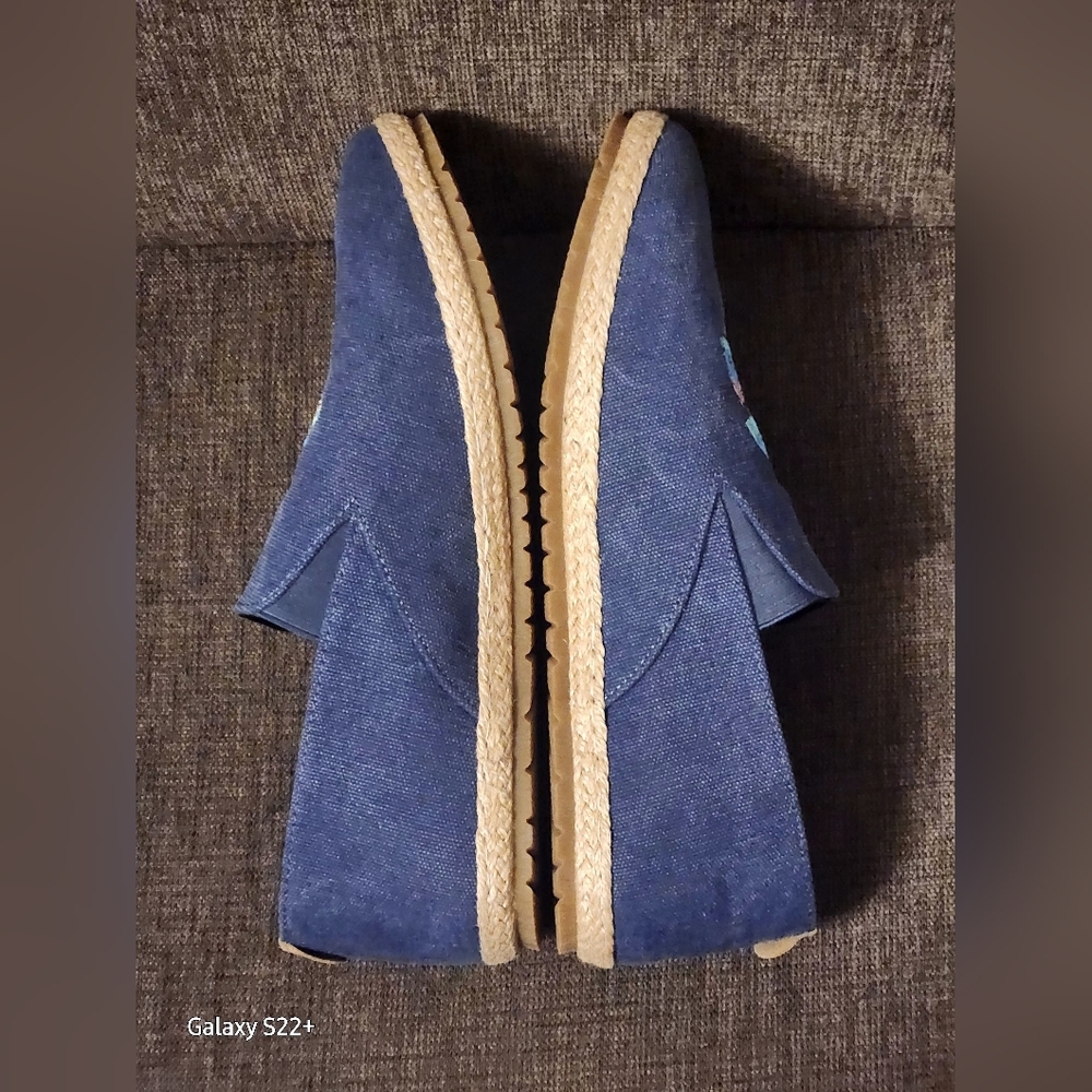 PATARA MEN,S BLUE SLIP-ON Shoes with Mushroom Embroidery Size 9. NWOT. - Picture 10 of 11